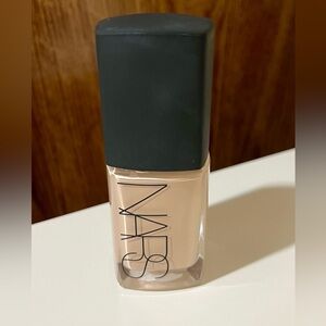 NARS Sheer Glow Foundation in Light 2 “Mont Blanc”.